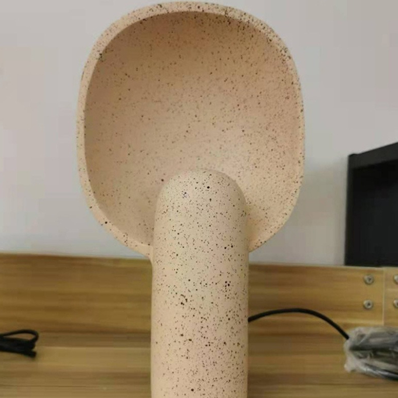 Nordycka minimalistyczna lampa – Resin Art Floor Design recenzja i cena